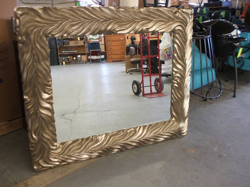 BIG GORGEOUS MIRROR