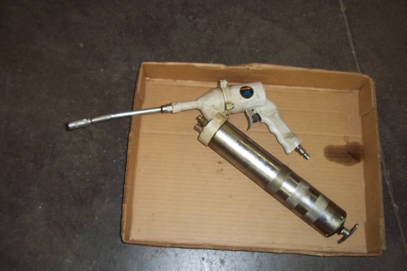 Air Powered Grease Gun