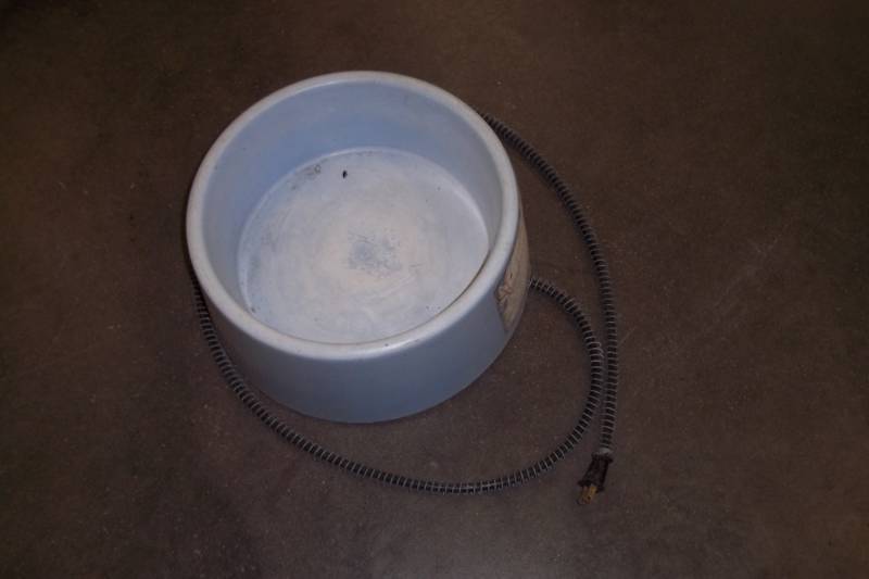 Heated Water Bowl