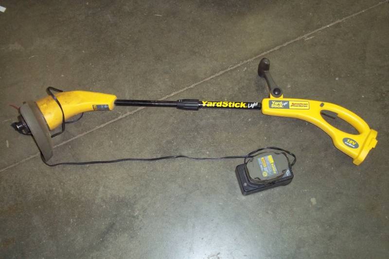 18V Cordless String Trimmer