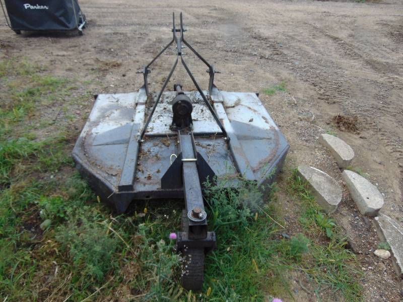 lot 6 image: Kodiak 5 Brush Cutter