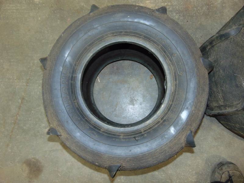 lot 13 image: (2) Paddle Tires