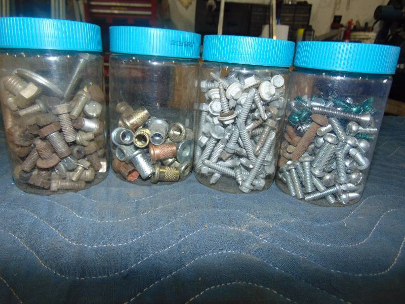 lot 23 image: Misc Lot Of Hardware