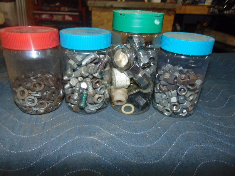 lot 24 image: Misc Lot Of Hardware