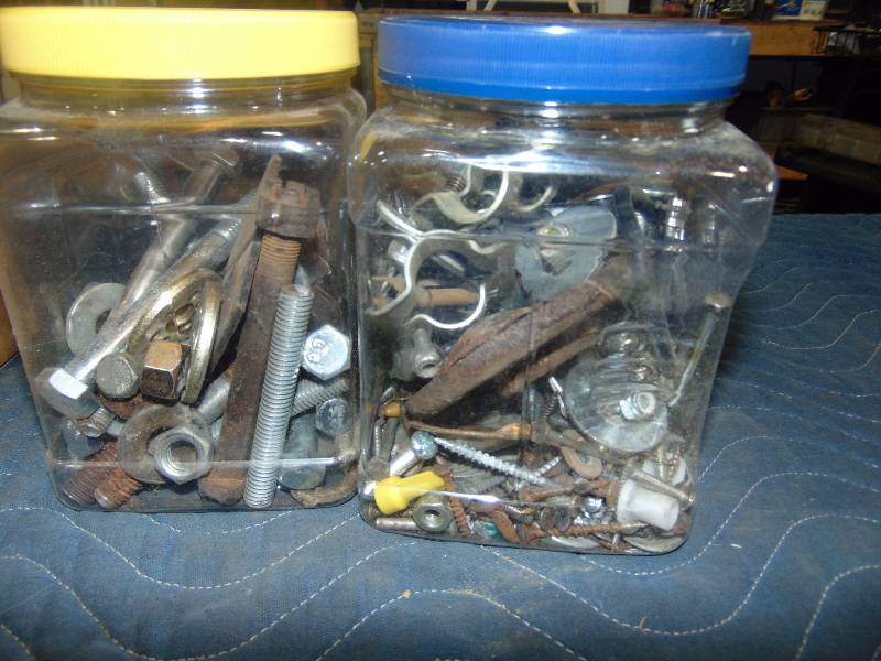 lot 28 image: Misc Lot Of Hardware