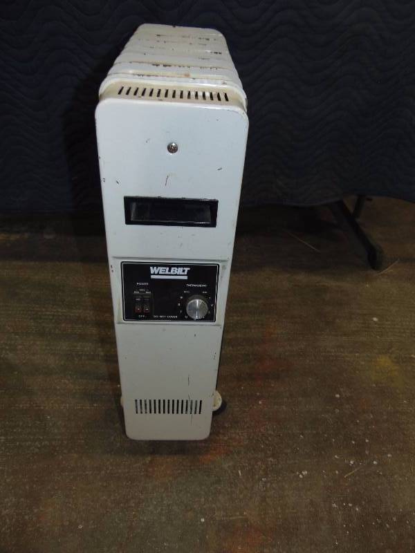 lot 51 image: Radiator Style Heater