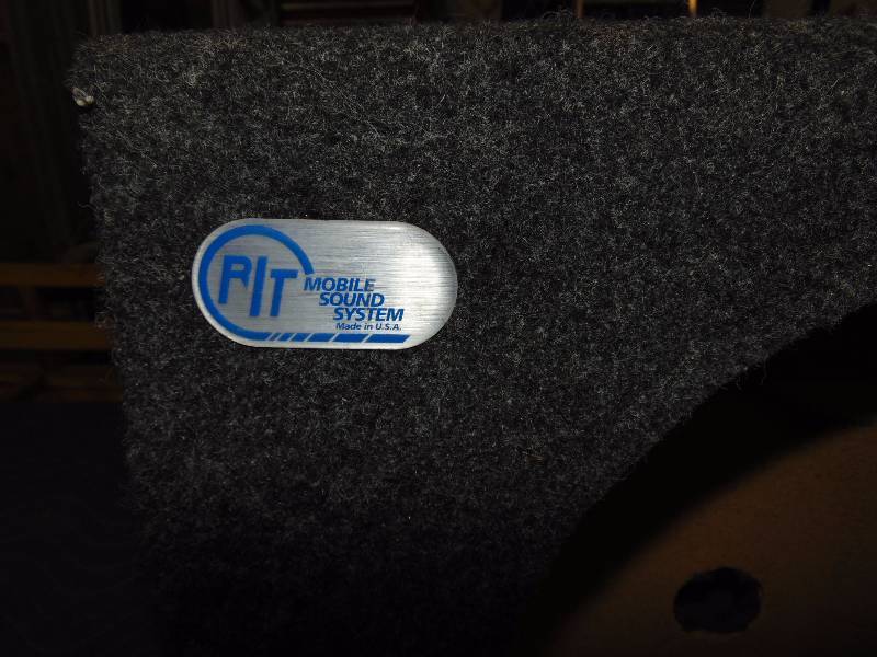 lot 54 image: Truck Sub Box