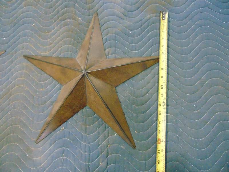 lot 102 image: Decorative Stars