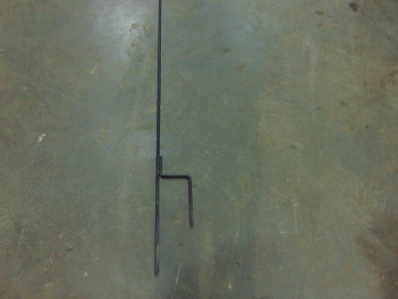 lot 104 image: Flower Pot Hanger