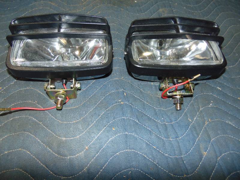 lot 107 image: Accessory Lights