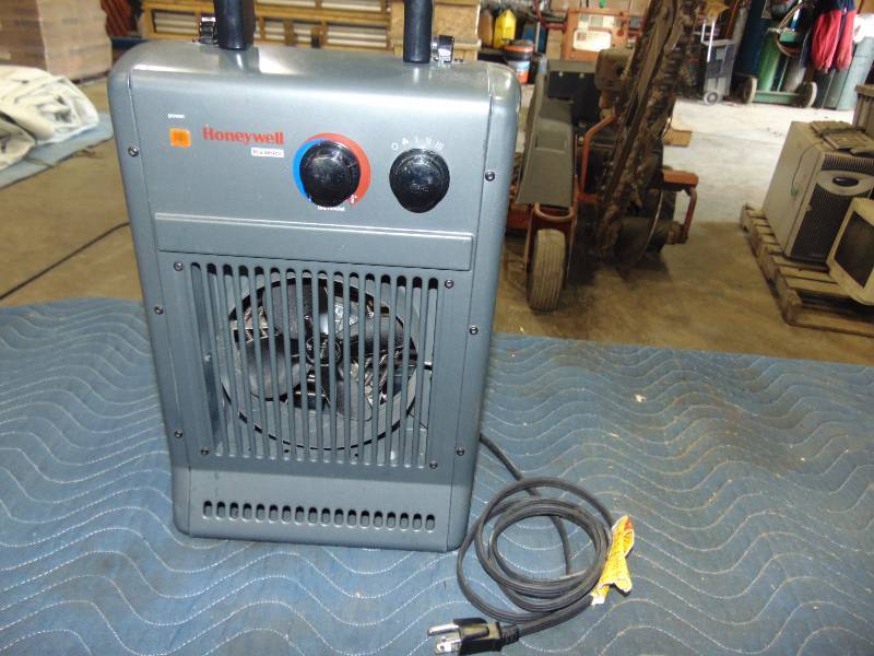 lot 112 image: Honeywell Air Heater