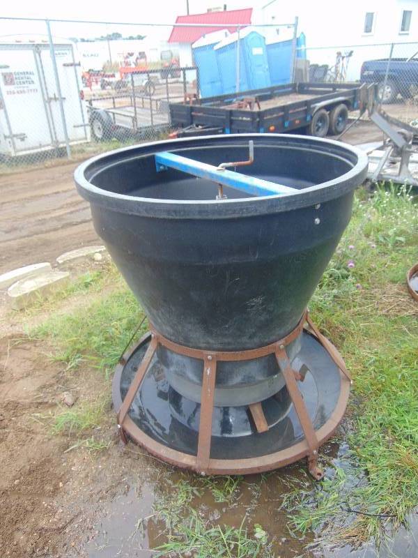 lot 150 image: Waste Watcher Hog Feeder