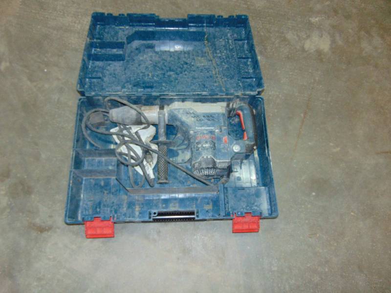 lot 170 image: Bosch Hammer Drill