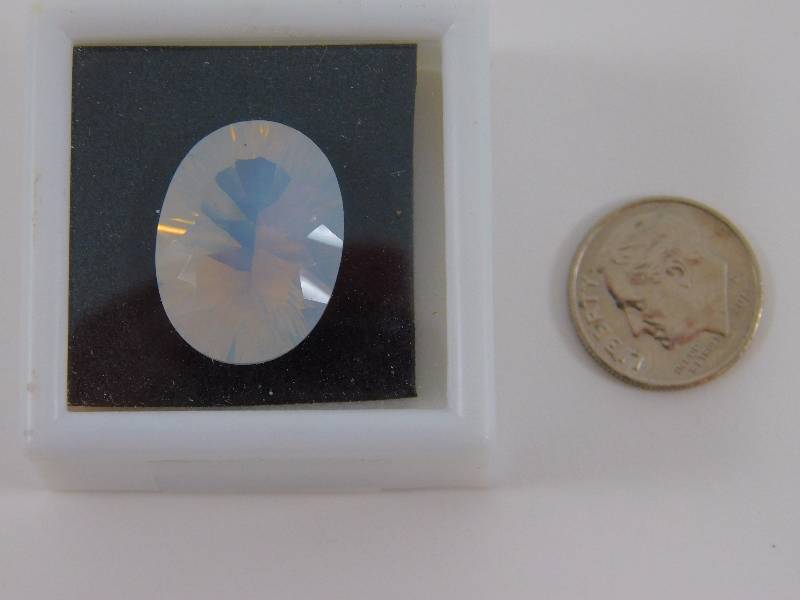 Blue Moon Quartz 14.5 ct