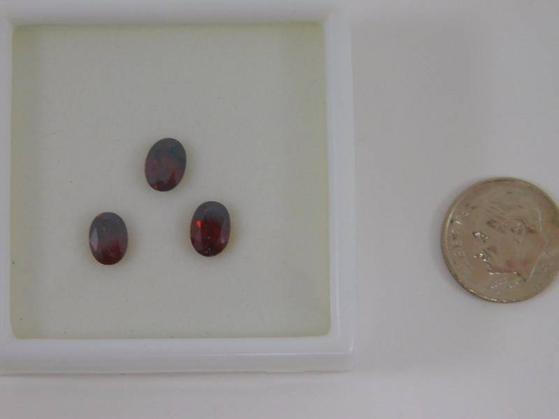 Red Zircon 1.2 ct
