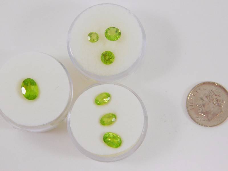 (7) Peridot 5.02 ct