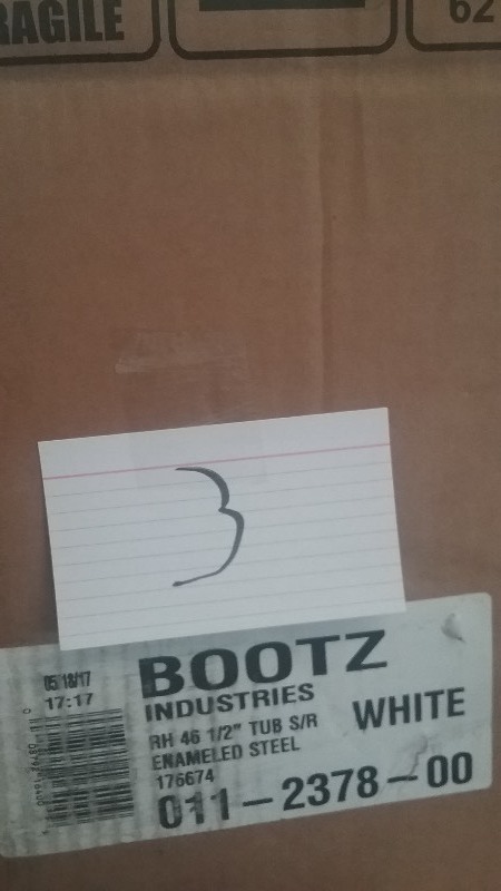 lot 3 image: Bootz Porcelain Tub