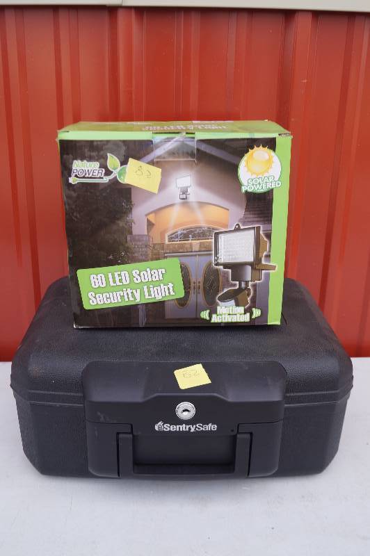 Solar LED Security Light & Safe