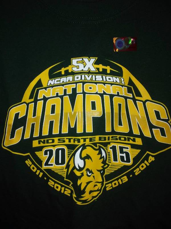 lot 37 image: NEW NDSU BISON NCAA Football T Tee shirt XL