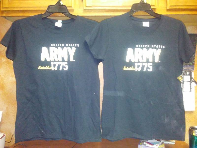 lot 96 image: 2 NEW US Army Tee T shirts Womens Large