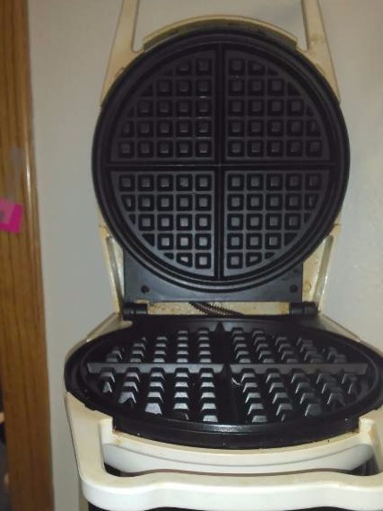 lot 64 image: Small Appliance Jerky kit, Microwave, Coffee Maker, Waffle Iron and more