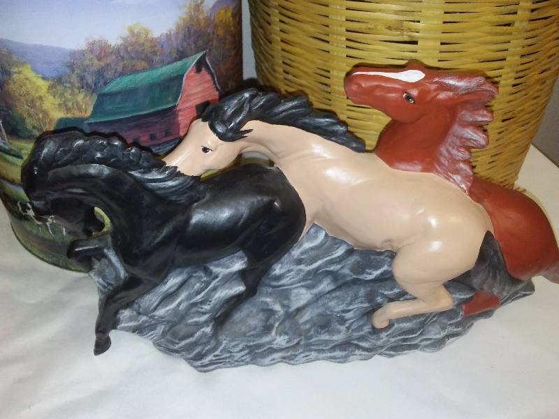 lot 121 image: Tall Wicker Vase, Cream Can, Horse figurine
