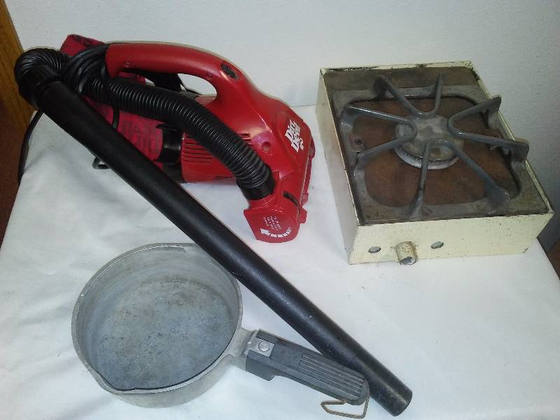 lot 126 image: Dirt Devil Hand Vac, Portable Propane Burner