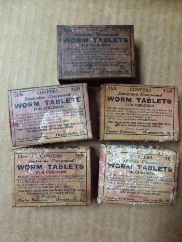 lot 103 image: Antique Pharmaceutical