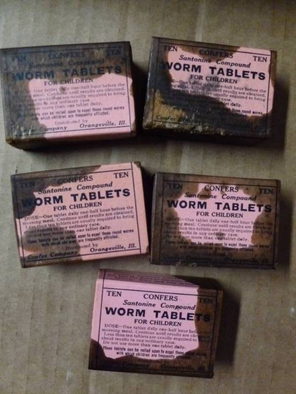 lot 104 image: Antique Pharmaceutical