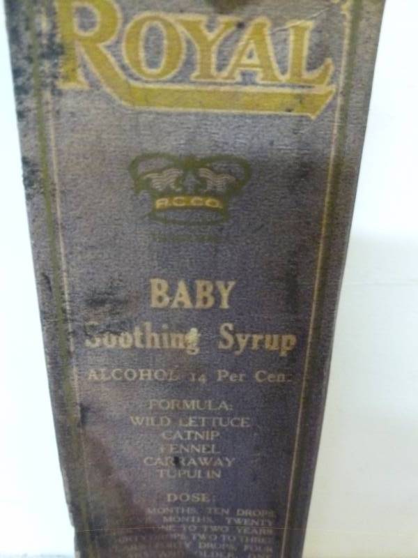 lot 110 image: Antique Pharmaceutical