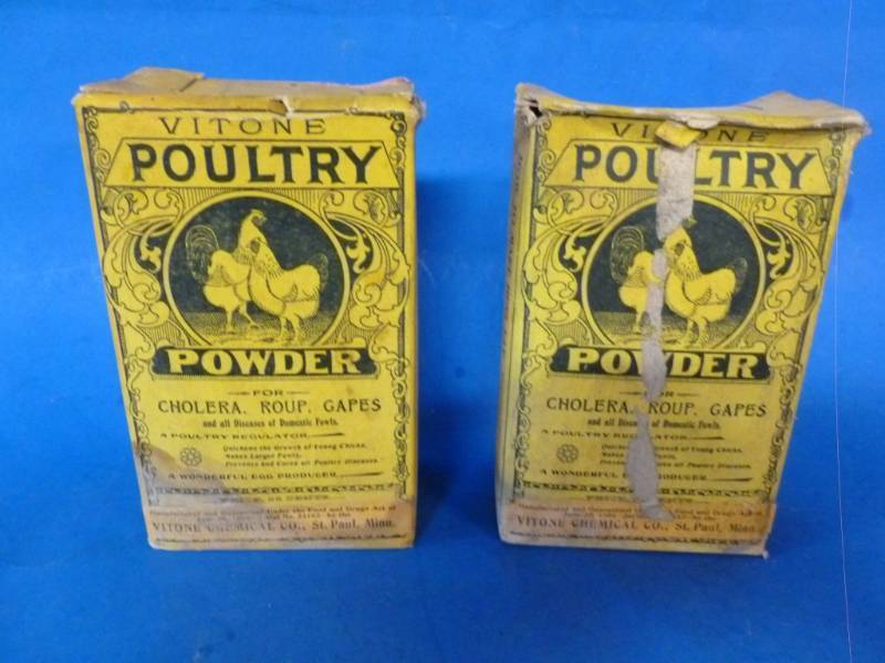lot 124 image: Antique Containers