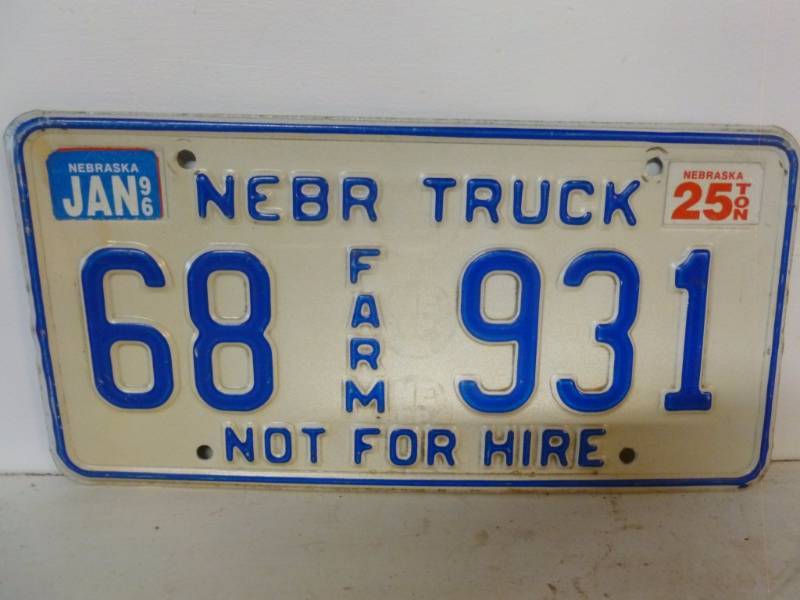 lot 140 image: License Plate