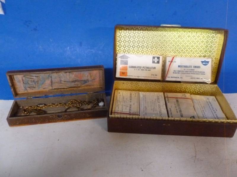 lot 167 image: Vintage First Aid Items