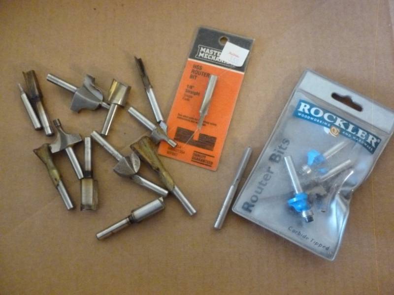 lot 206 image: Router Bits