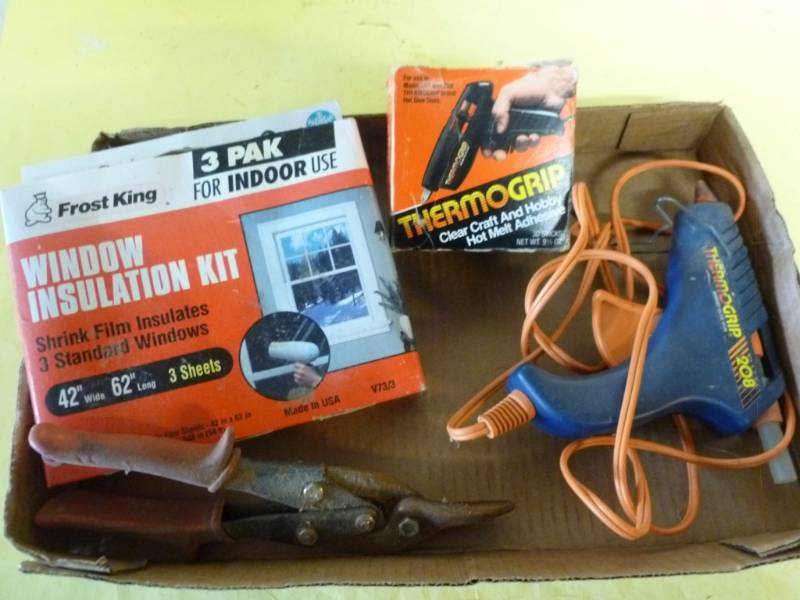lot 222 image: Glue Gun