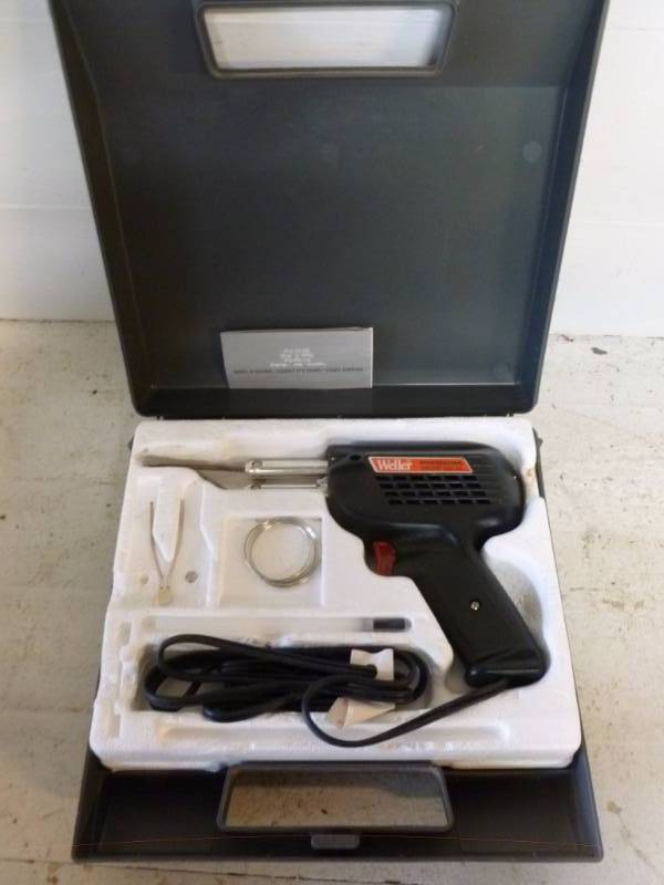 lot 232 image: Soldering Iron
