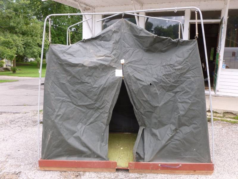 lot 5 image: Fish House