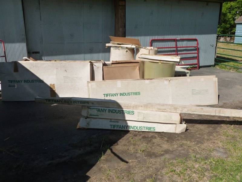 lot 18 image: Hydroponic Green House