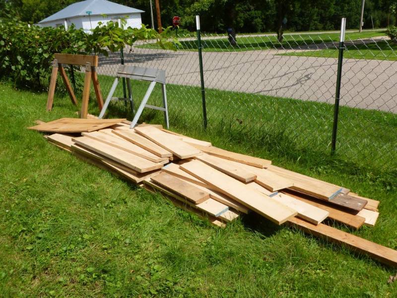 lot 23 image: Lumber