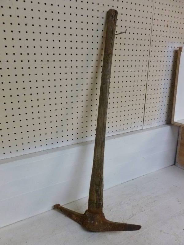 lot 37 image: Vintage Pick Ax