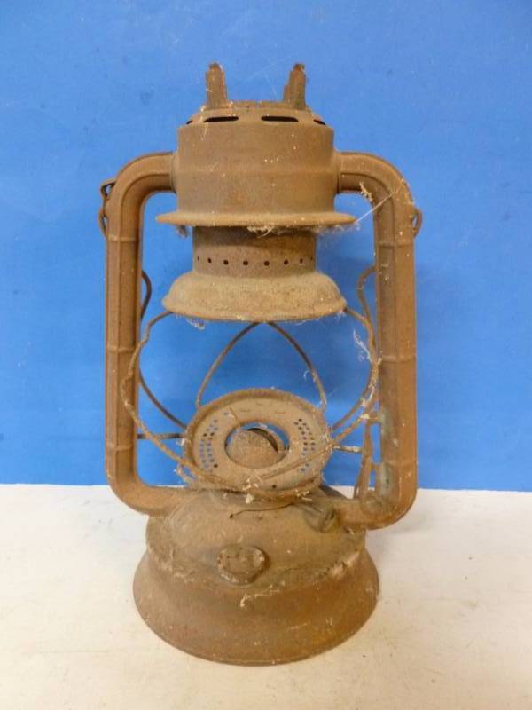 lot 51 image: Vintage Dietz