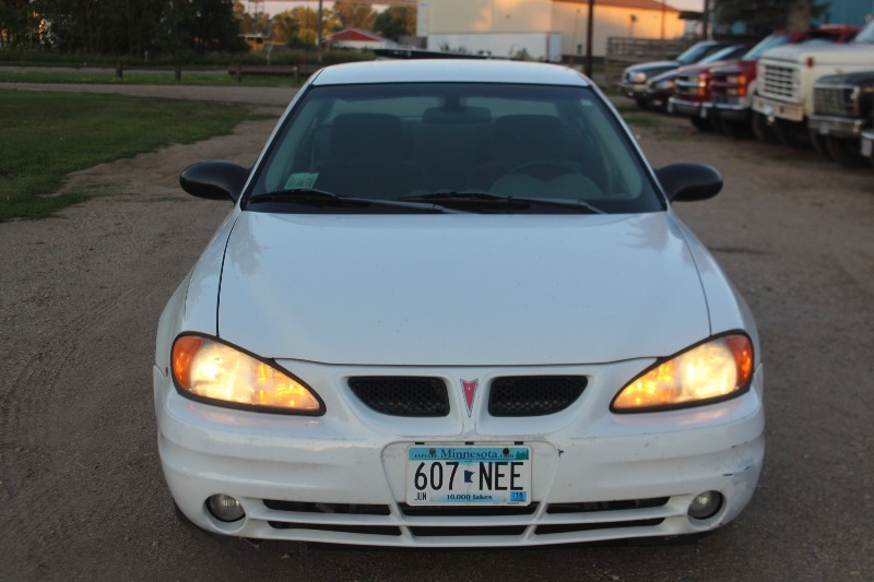 2003 Pontiac Grand AM SE1