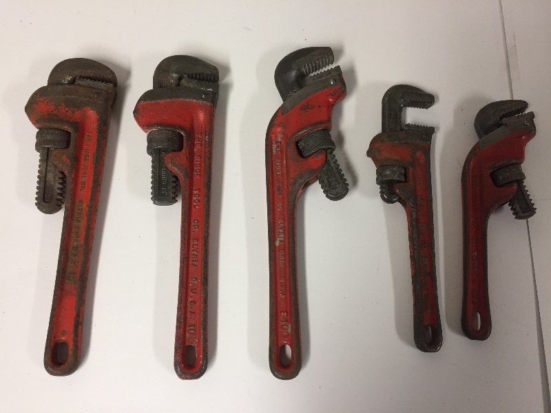 lot 42 image: Pipe Wrenches - Rigid - Qty 5