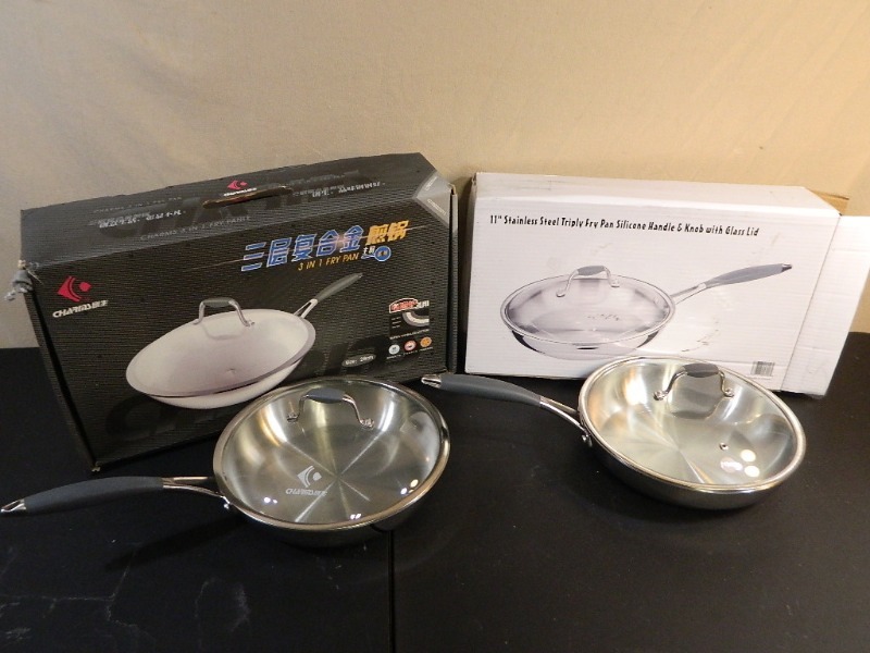lot 113 image: 2 New Pans