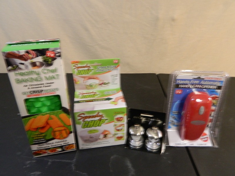 lot 124 image: New Kitchen Items