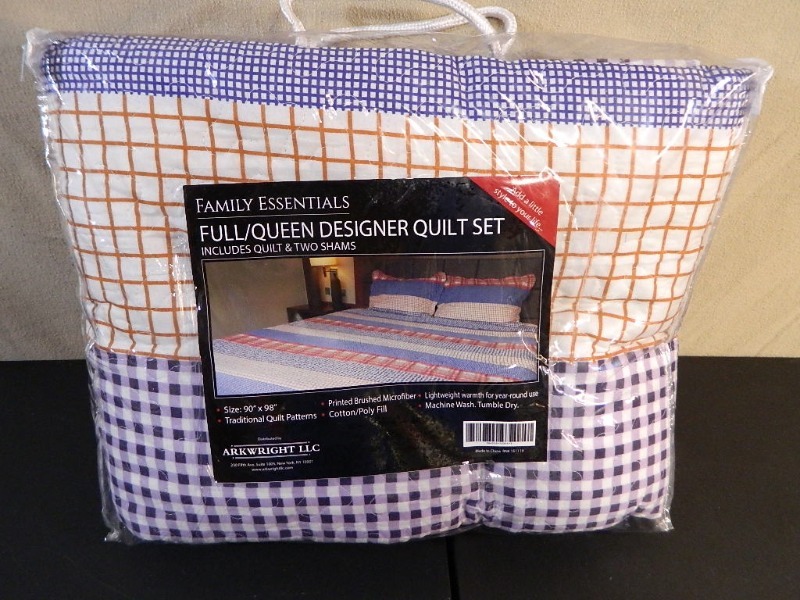 lot 132 image: New FullQueen Designer Quilt Set