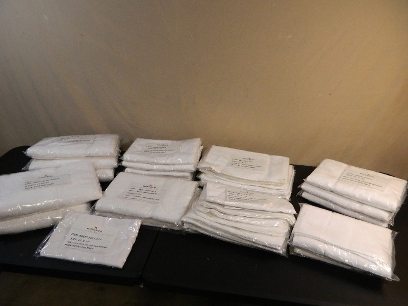 lot 137 image: 31 New Assorted White Towels