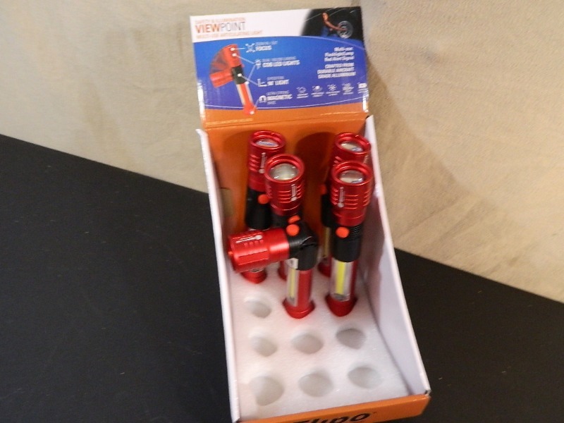 lot 152 image: 5 New Multi Use LED Lights