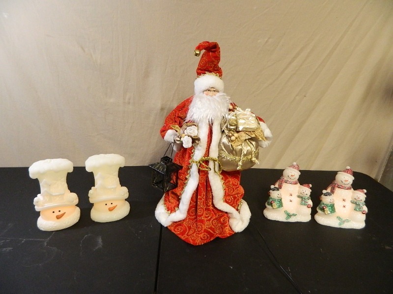 lot 170 image: New Christmas Decor