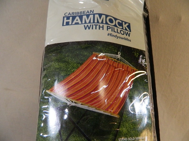 lot 171 image: New Bliss Caribbean Hammock with Pillow